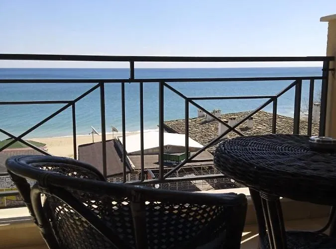 адмирал- сирена Apartamento Golden Sands