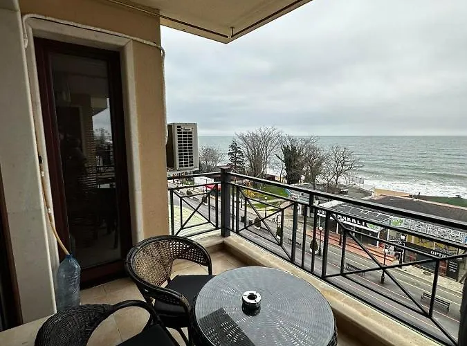 Apartamento адмирал- сирена Golden Sands